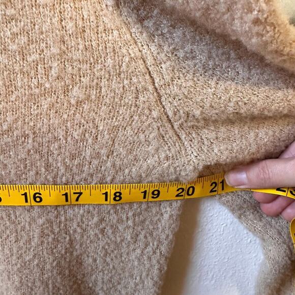Toad&Co Cotati Collared Sweater in Cappuccino Boucle - Picture 7 of 8